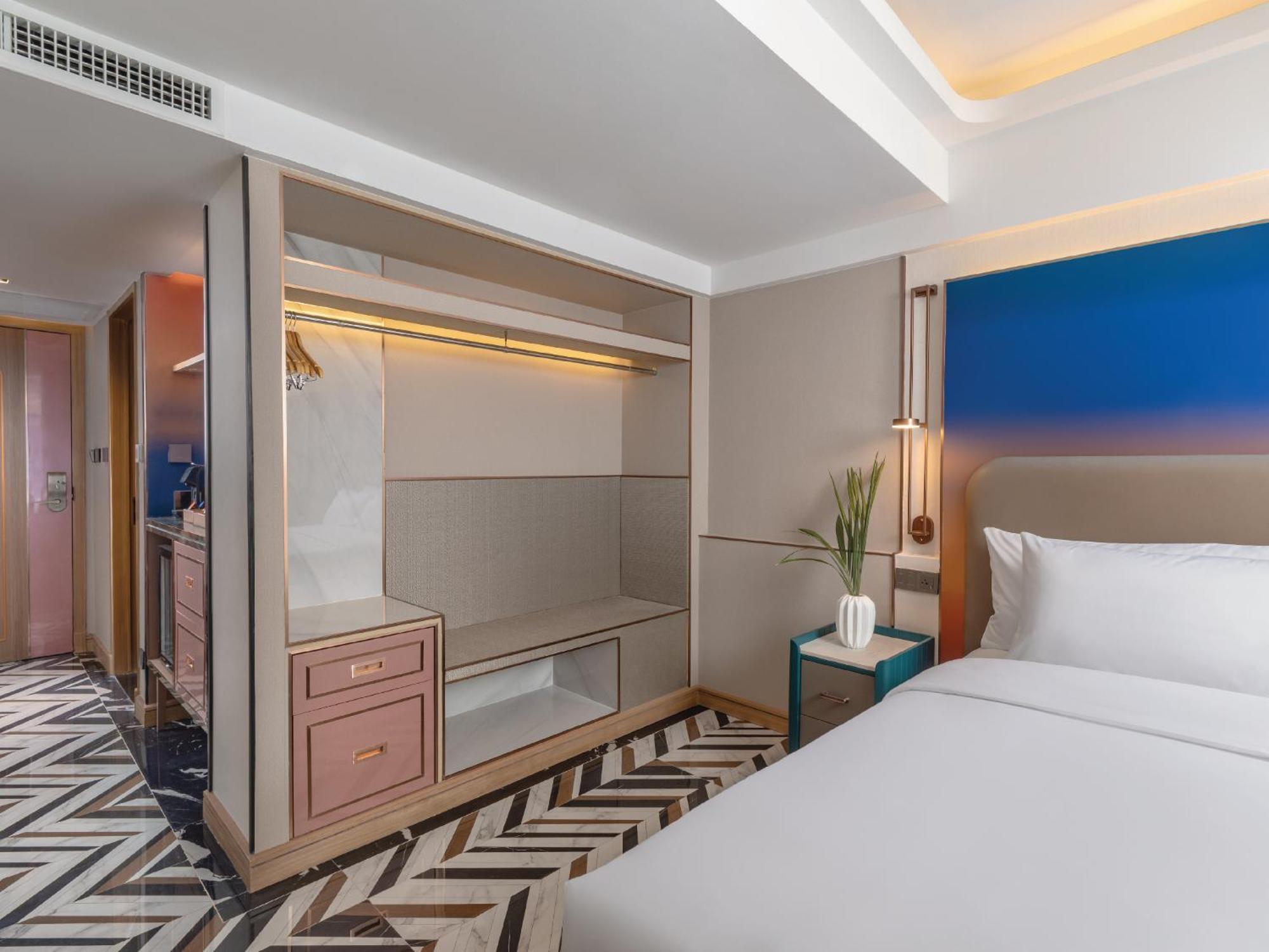 Grand President Hotel